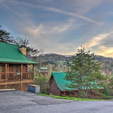 Pigeon Forge Cabin With Hot Tub And Mountain Views! 外观 照片