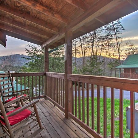 Pigeon Forge Cabin With Hot Tub And Mountain Views! 外观 照片