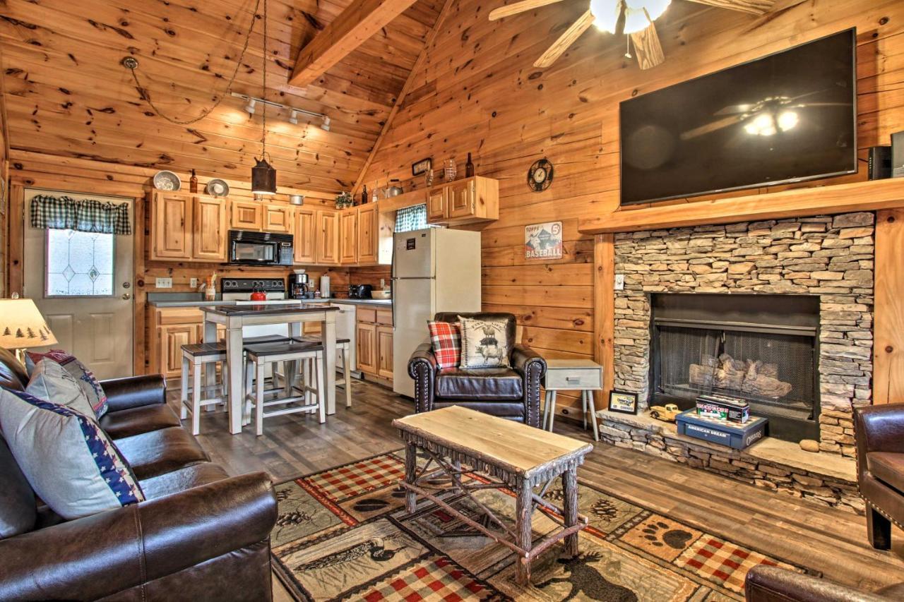 Pigeon Forge Cabin With Hot Tub And Mountain Views! 外观 照片