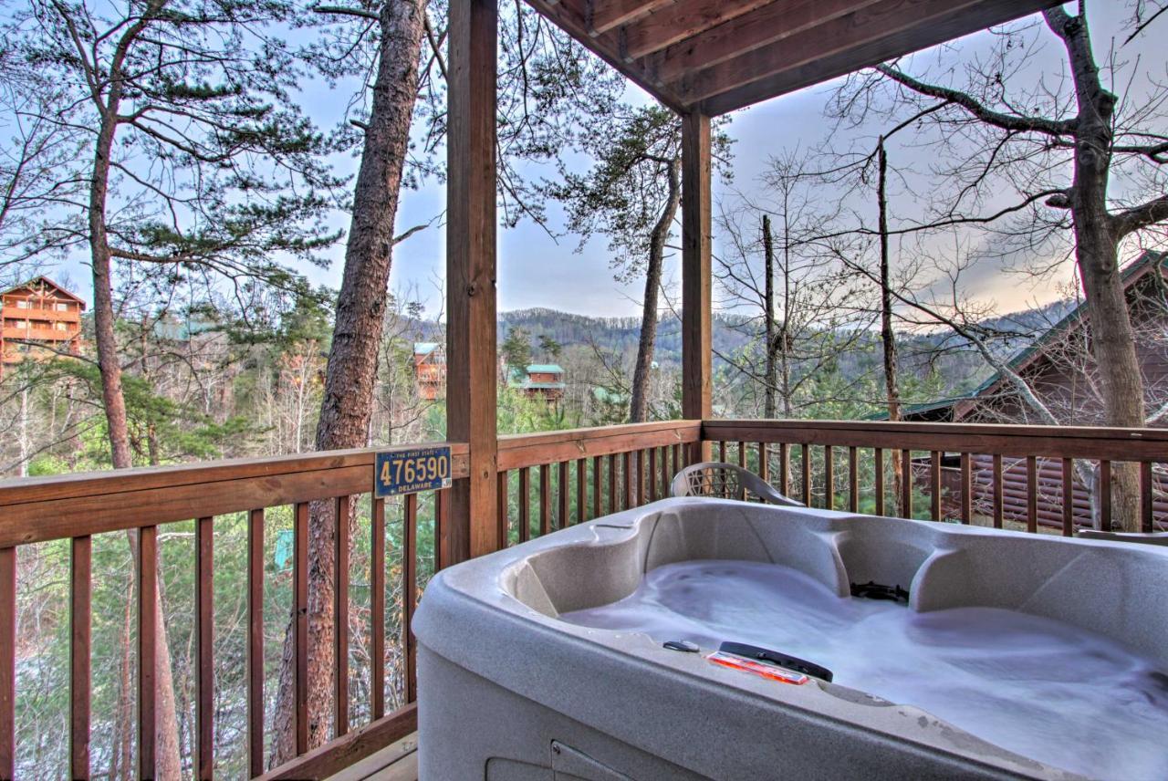 Pigeon Forge Cabin With Hot Tub And Mountain Views! 外观 照片