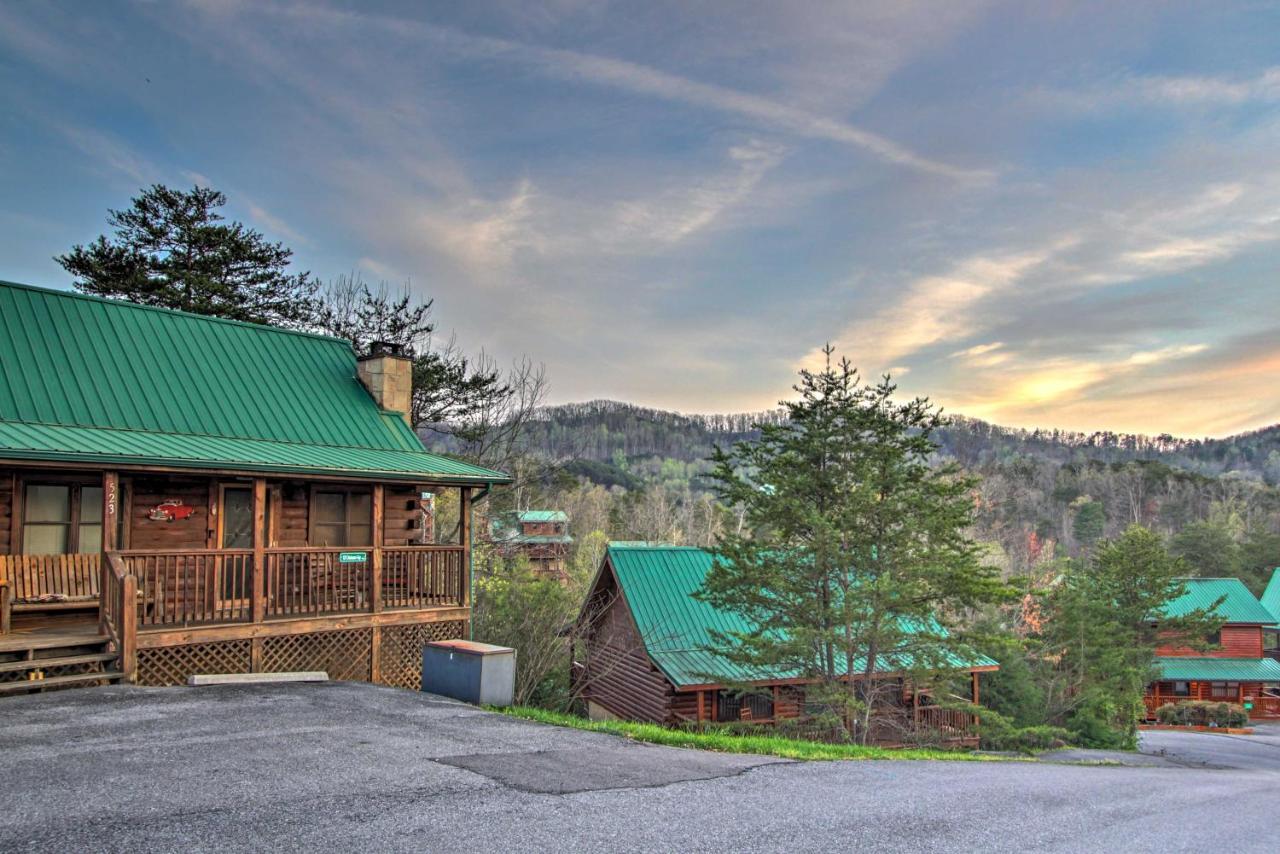Pigeon Forge Cabin With Hot Tub And Mountain Views! 外观 照片